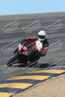 media/Mar-24-2025-Moto Forza (Mon) [[57ce5c5cff]]/1-Advanced Group/Session 2 (Bowl)/